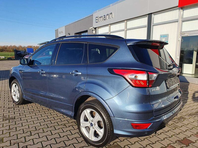 Ford Kuga 1.5 EcoBoost 2x4 ST-Line, Navi, Winter-Paket, PDC